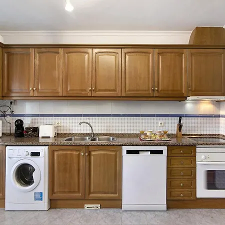 Manelito House By Sunyway