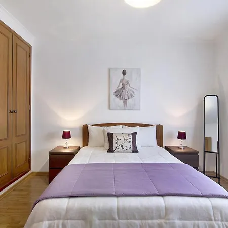 Manelito House By Sunyway * Αλμπουφέιρα