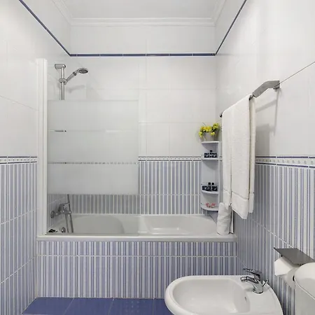 Manelito House By Sunyway شقة