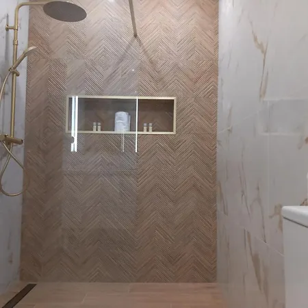 Manelito House By Sunyway