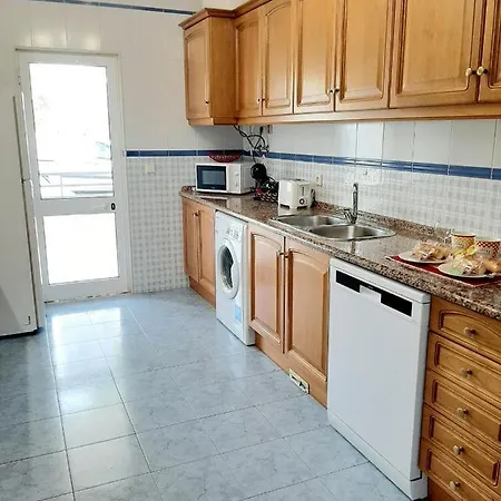 Manelito House By Sunyway Apartament *